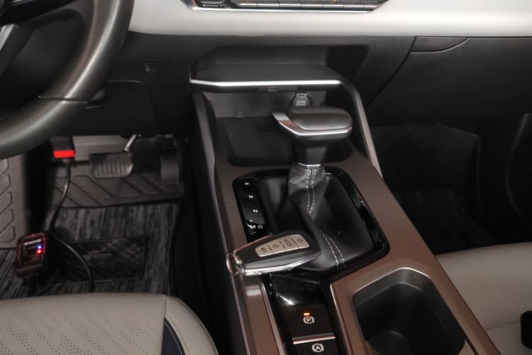 GEELY Emgrand 2022 imagem de carro #14