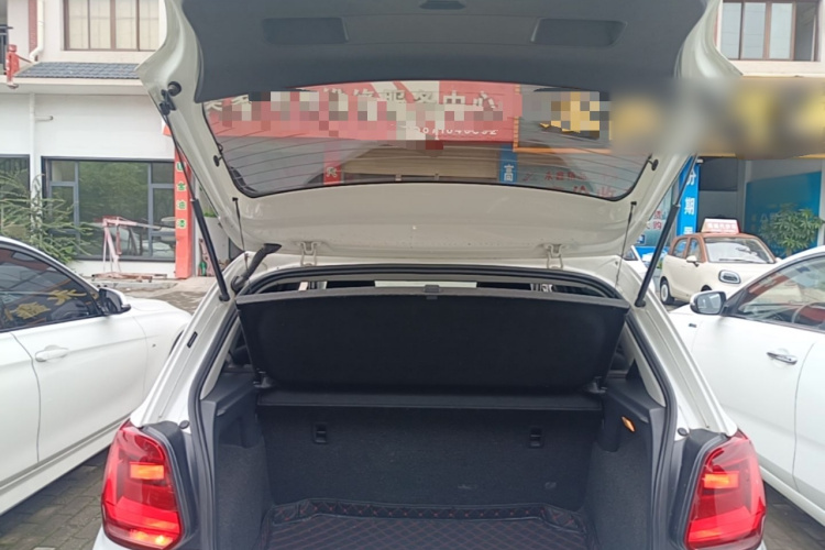 Volkswagen Polo 2017 #19 Volkswagen Polo 2017 car image #19
