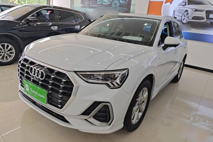 Audi Q3 2019 #2 Audi Q3 2019 car image #2