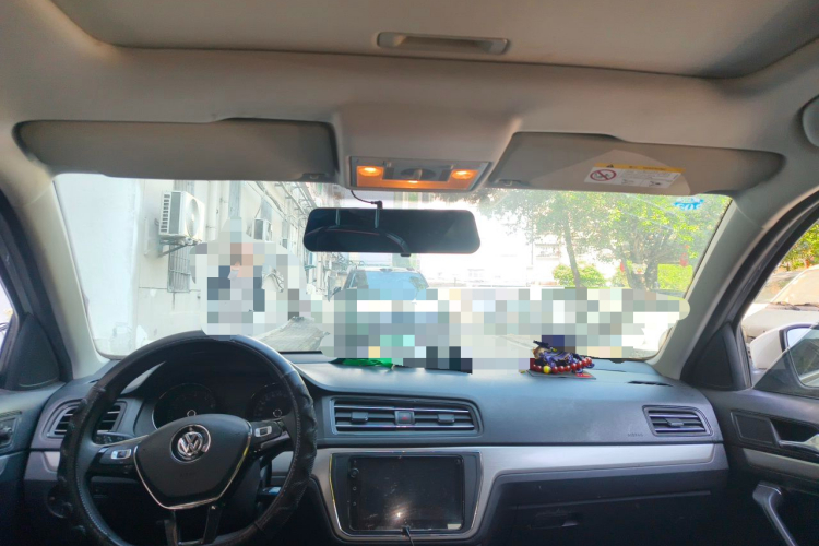 Volkswagen Lavida 2020 car image #16