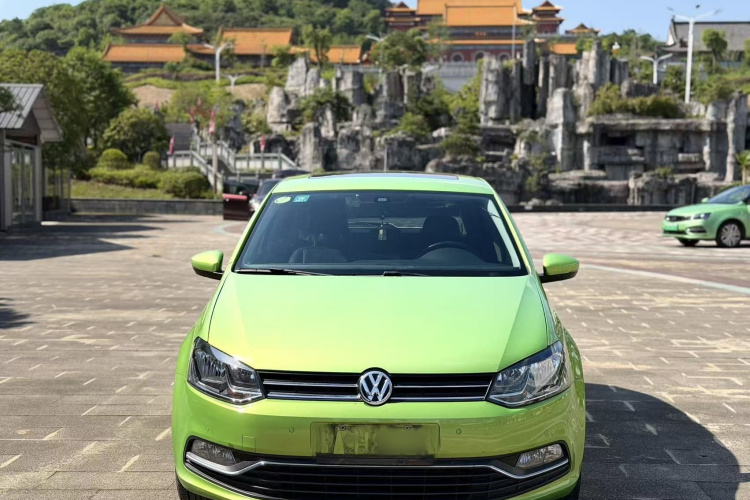 Volkswagen Polo 2015 #9 Volkswagen Polo 2015 изображение автомобиля #9