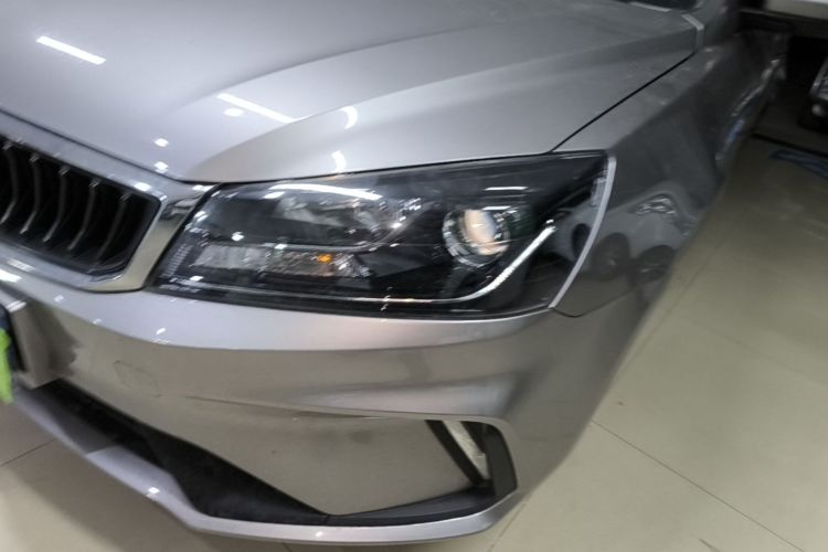 GEELY Emgrand 2021 car image #22