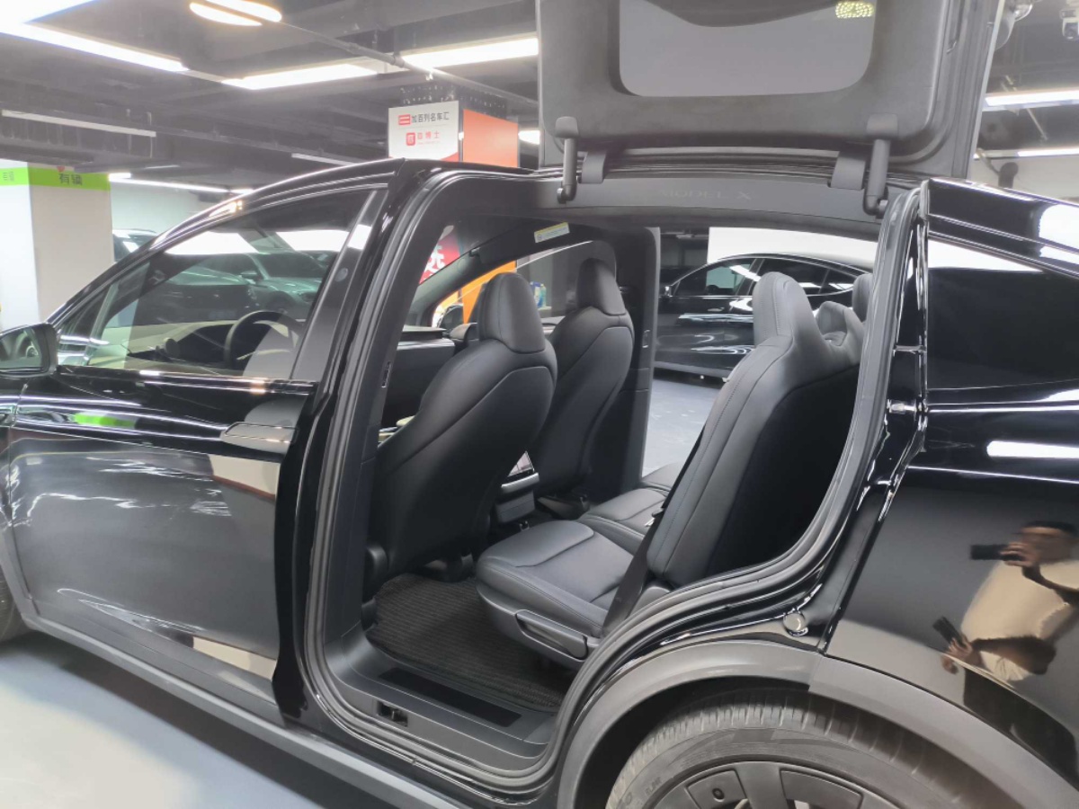 Tesla Model X 2024 #8 Tesla Model X 2024 car image #8