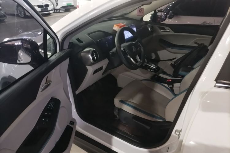 BYD Yuan Pro 2023 car image #16