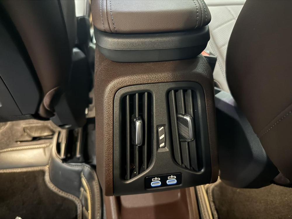 BMW X1 2023 immagine di auto #14