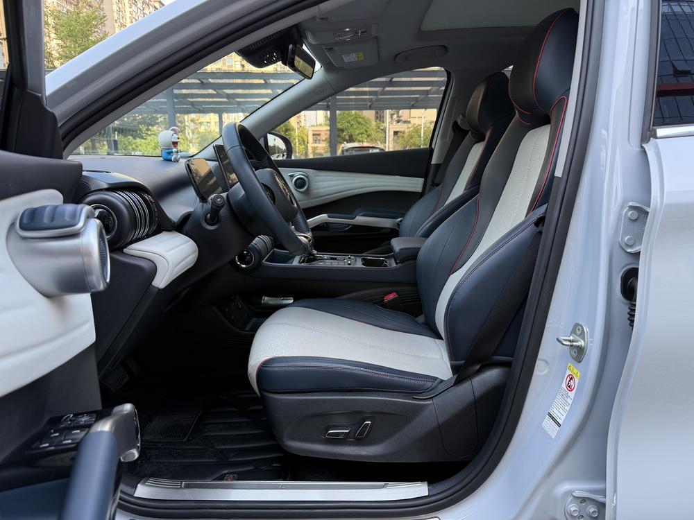 BYD Yuan Plus 2023 صورة سيارة #11