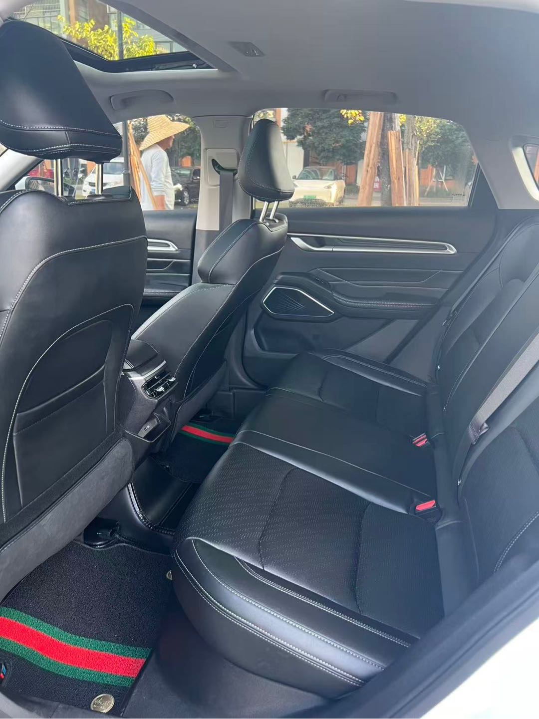 GEELY Emgrand 2022 car image #13