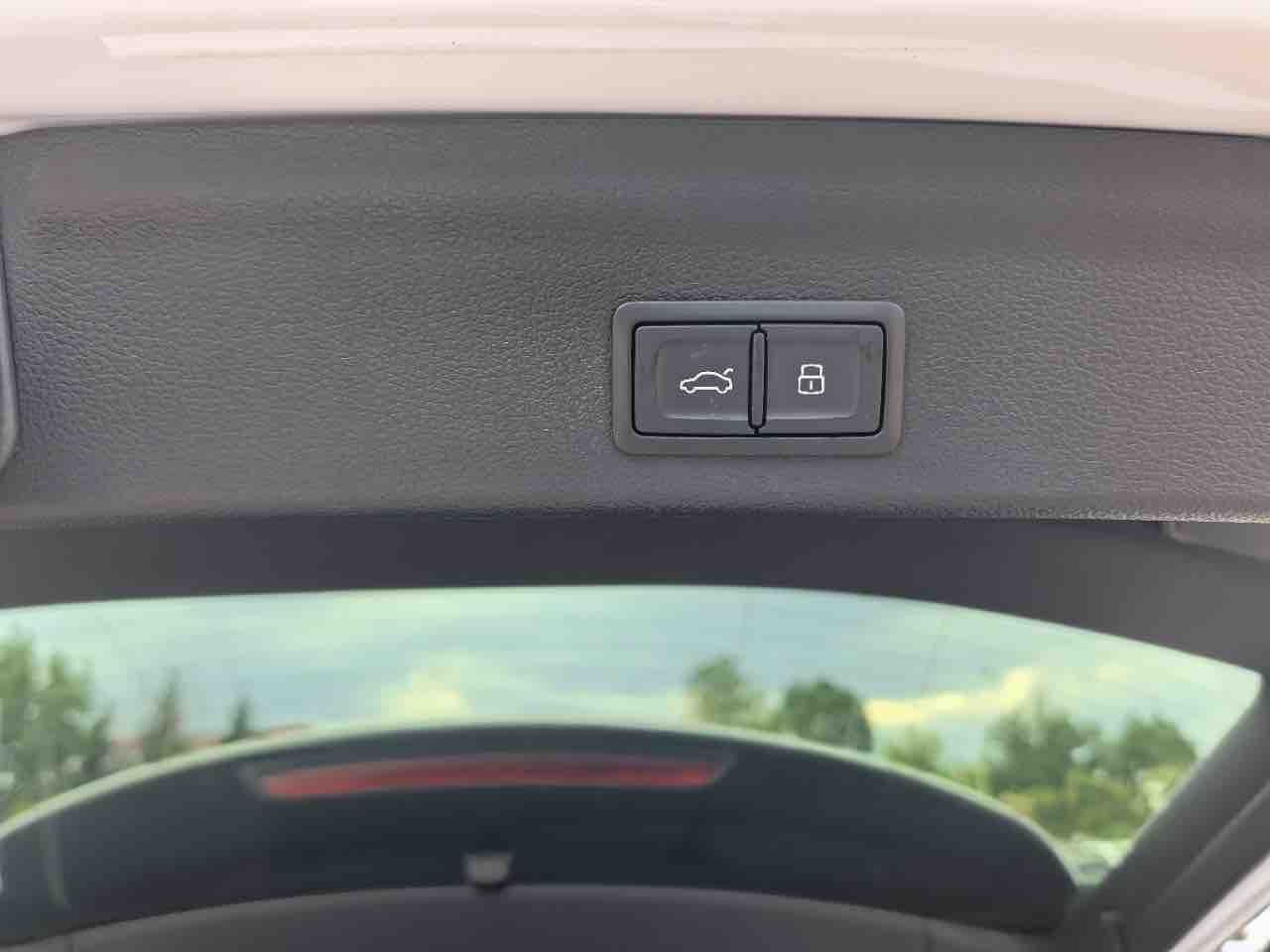 2022 #12 2022 car image #12