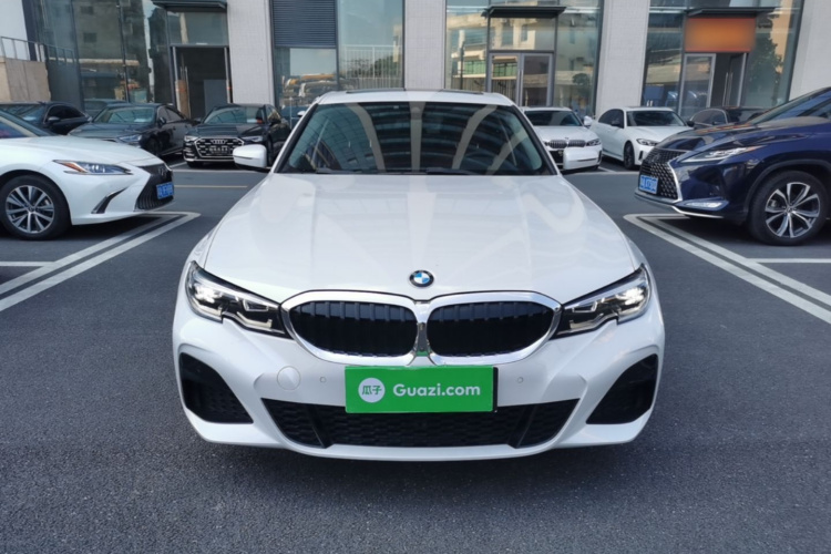 BMW 3 Series 2021 #3 BMW 3 Series 2021 car image #3