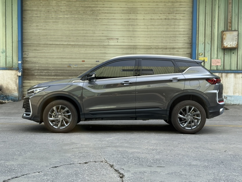 GEELY Coolray 2025 #3 GEELY Coolray 2025 car image #3