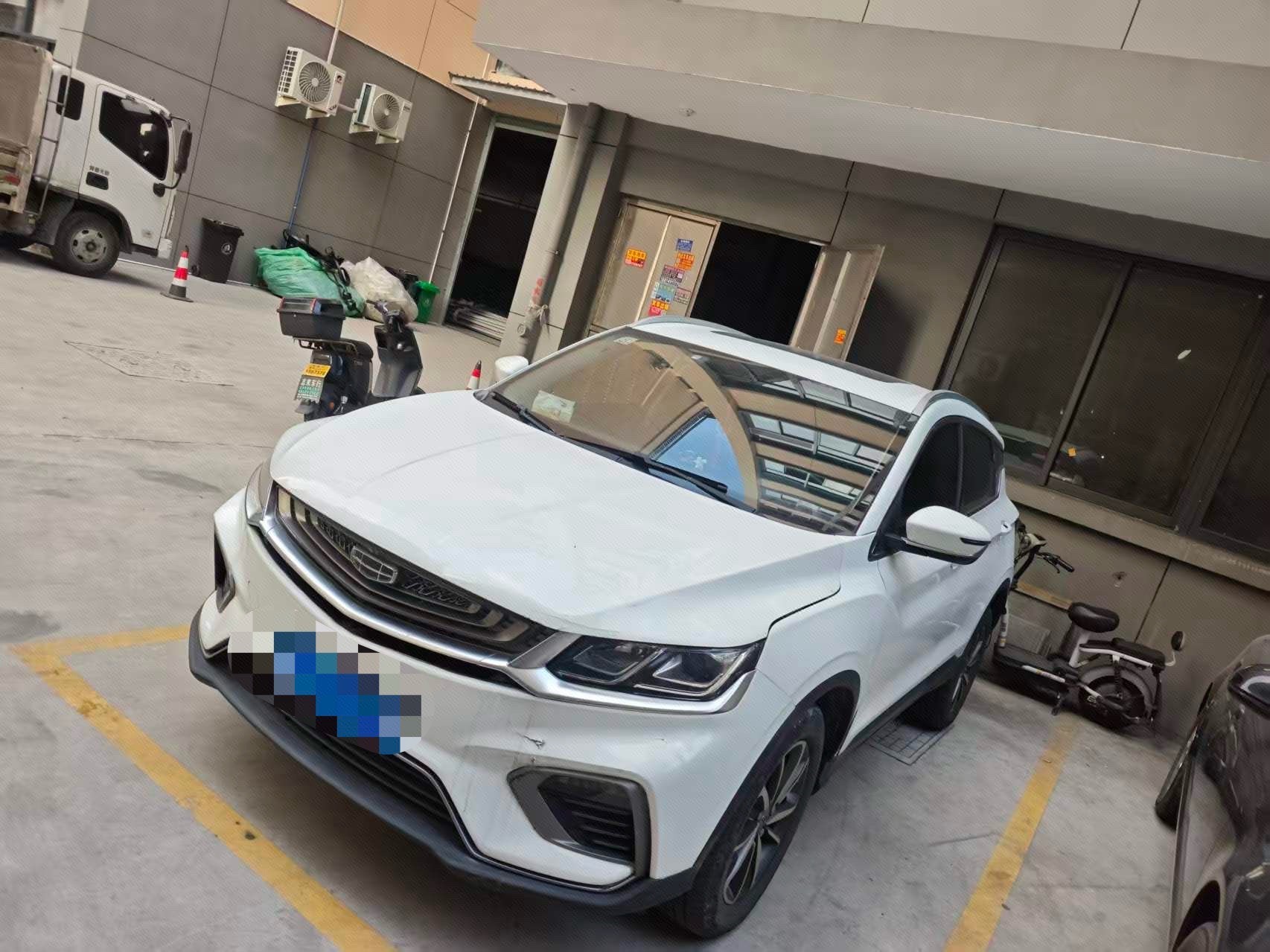 GEELY Coolray 2021 صورة سيارة 