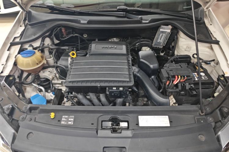 Volkswagen Polo 2016 car image #20