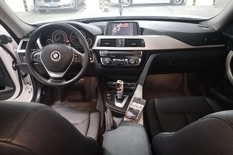 BMW 3 Series GT 2017 #10 BMW 3 Series GT 2017 immagine di auto #10