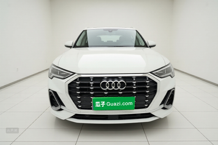 Audi Q3 2021 immagine di auto #3