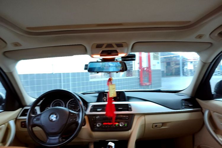 BMW 3 Series 2015 #20 BMW 3 Series 2015 car image #20
