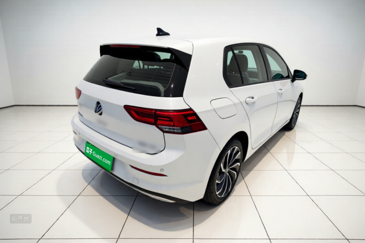 Volkswagen Golf 2024 car image #7
