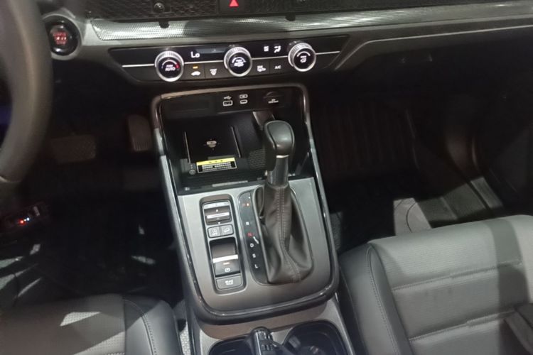 Honda CR-V 2025 car image #18