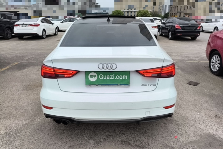 Audi A3 2018 car image #6