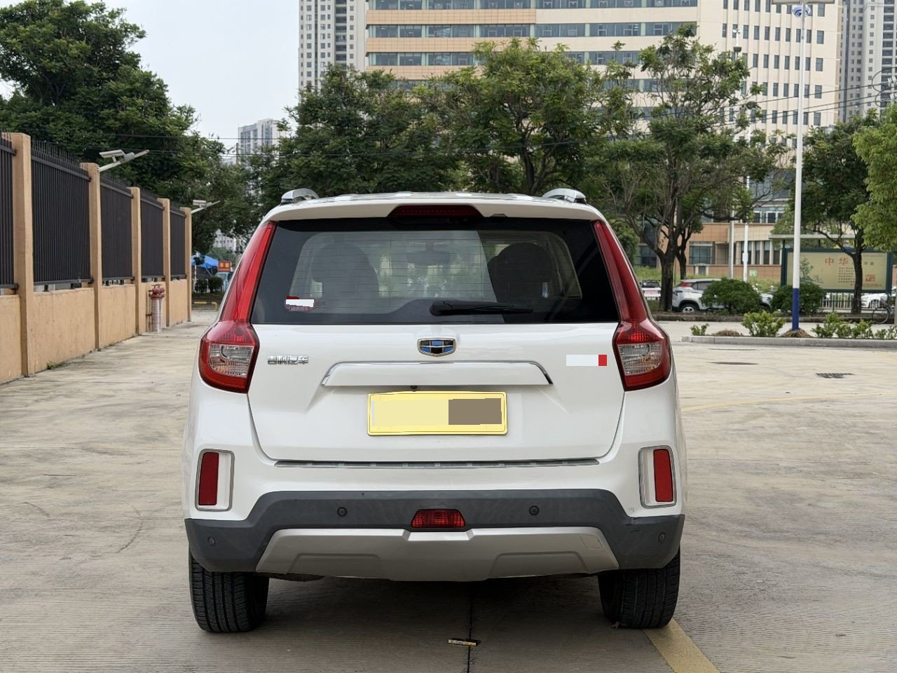 GEELY Vision X6 2018 car image #8