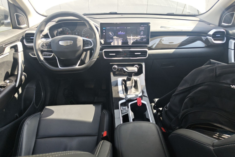 GEELY Coolray 2025 #11 GEELY Coolray 2025 immagine di auto #11