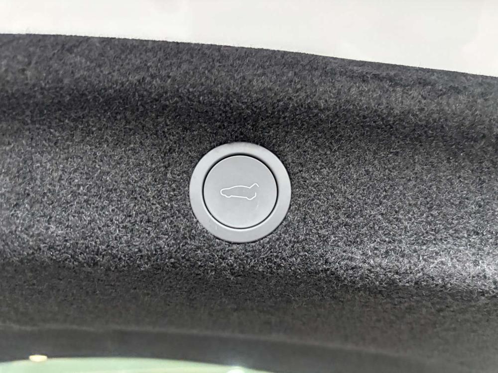 Tesla Model Y 2026 #16 Tesla Model Y 2026 immagine di auto #16