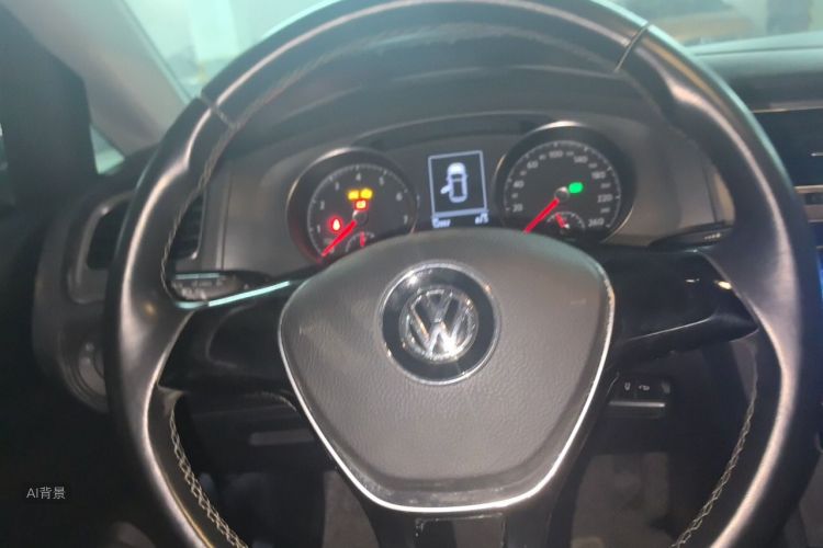 Volkswagen Golf 2016 car image #12