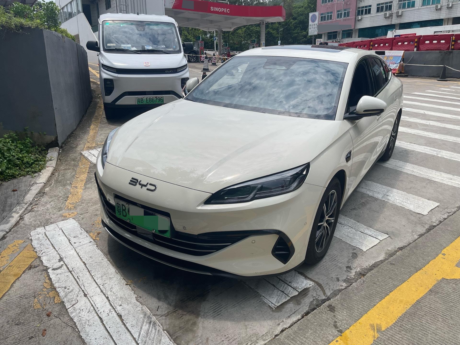 BYD Seal 06 New Energy 2025 car image 