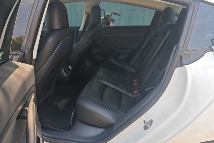 Tesla Model 3 2020 #17 Tesla Model 3 2020 car image #17