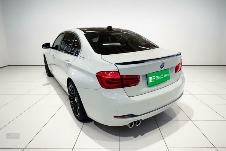 BMW 3 Series 2018 car image #5