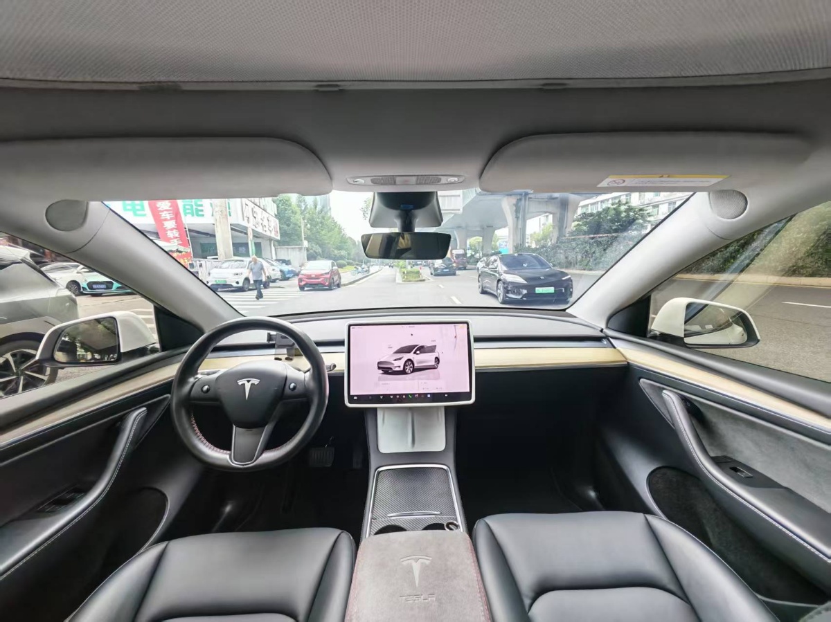 Tesla Model Y 2022 #6 Tesla Model Y 2022 car image #6