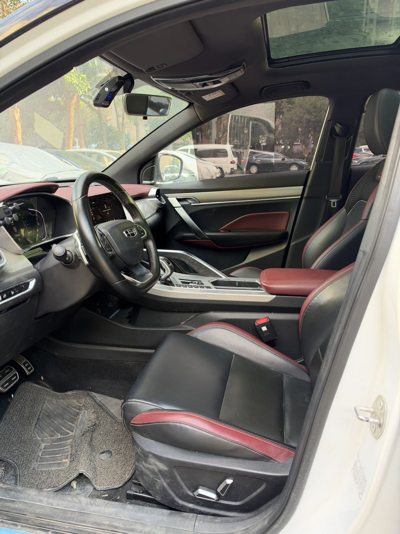GEELY Coolray 2019 imagem de carro #4