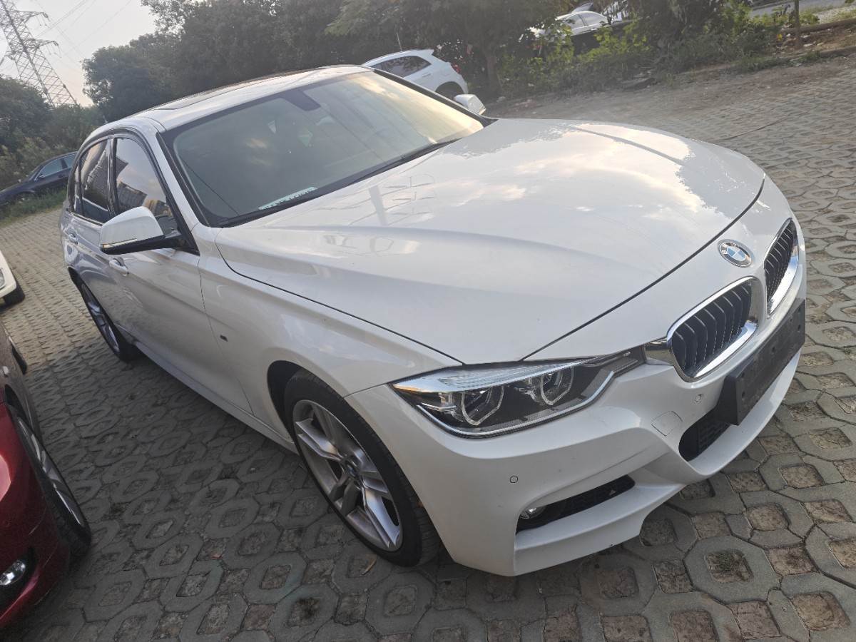 BMW 3 Series 2019 #3 BMW 3 Series 2019 car image #3
