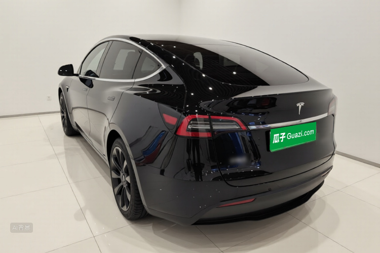 Tesla Model Y 2021 #5 Tesla Model Y 2021 car image #5