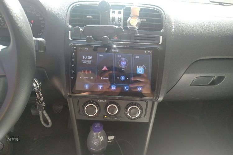 Volkswagen Polo 2016 car image #15