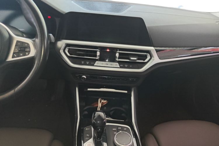 BMW 3 Series 2021 imagen de coche #13