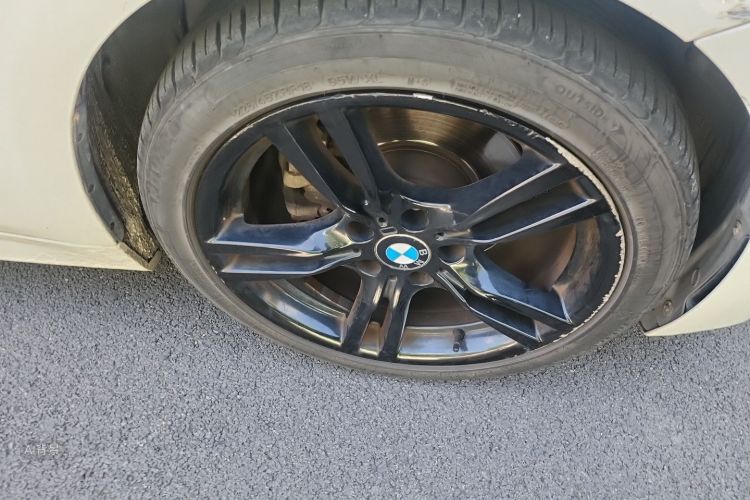 BMW 3 Series 2017 صورة سيارة #9
