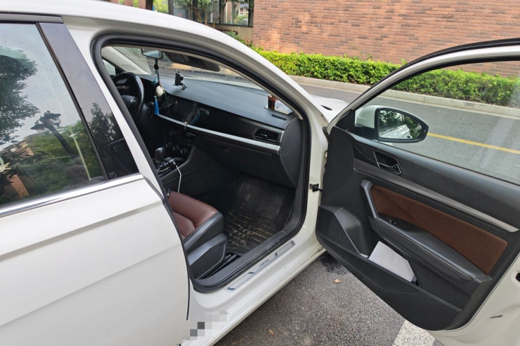Volkswagen Lavida 2018 #27 Volkswagen Lavida 2018 car image #27