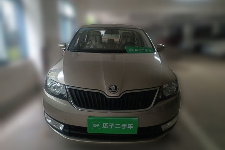 Skoda Rapid 2016 #3 Skoda Rapid 2016 car image #3