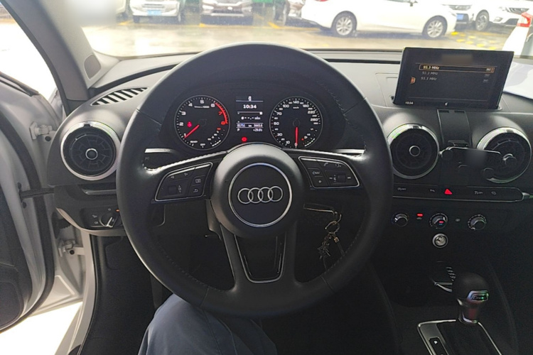 Audi A3 2018 #11 Audi A3 2018 car image #11