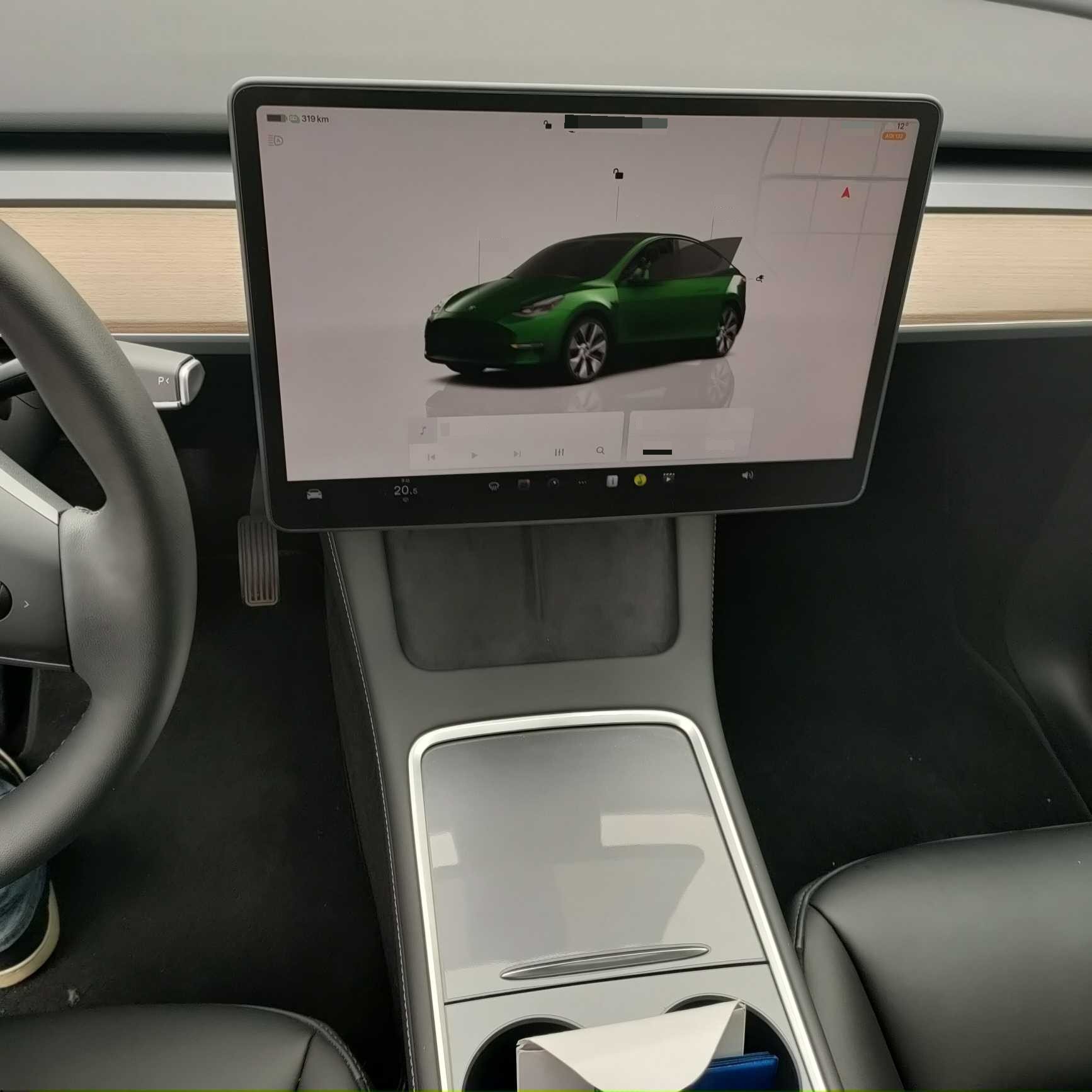 Tesla Model Y 2024 #4 Tesla Model Y 2024 car image #4