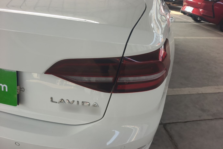 Volkswagen Lavida 2021 car image #8