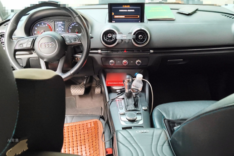 Audi A3 2018 car image #11