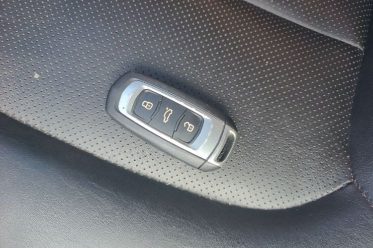 GEELY Emgrand GS 2017 #9 GEELY Emgrand GS 2017 car image #9