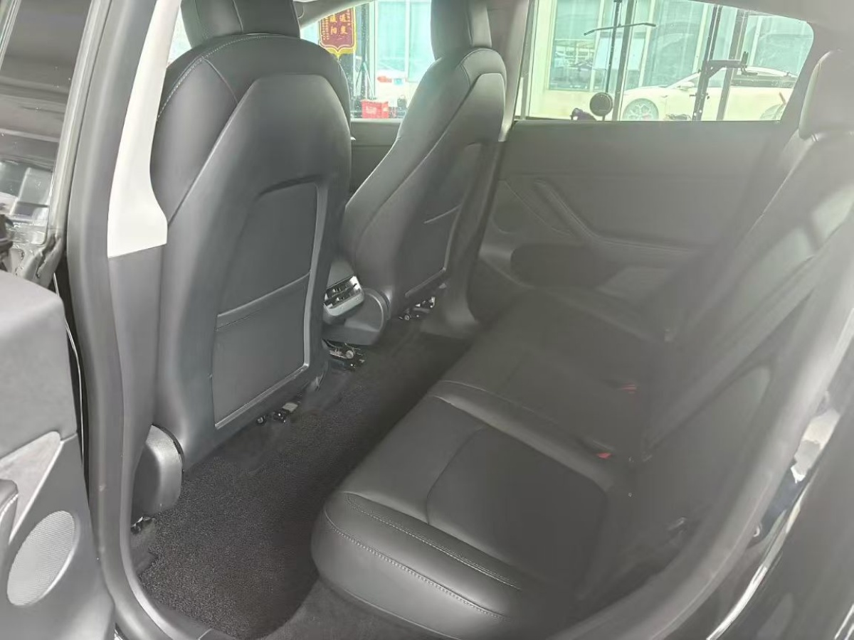 Tesla Model Y 2021 #2 Tesla Model Y 2021 car image #2