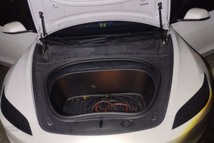 Tesla Model 3 2025 car image #22