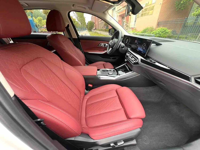 BMW 3 Series 2023 car image #9