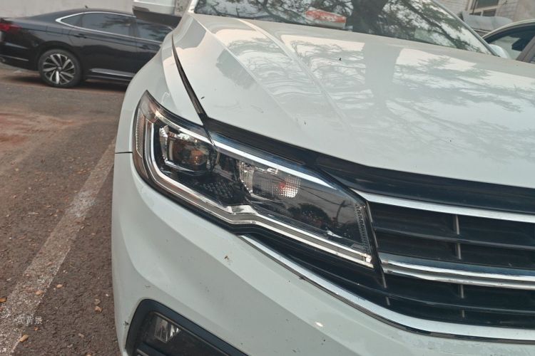 Volkswagen Bora 2021 صورة سيارة #8