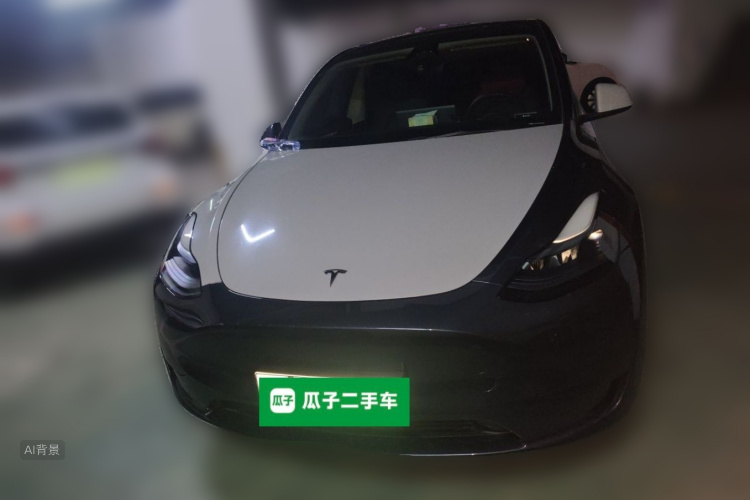 Tesla Model Y 2024 #3 Tesla Model Y 2024 car image #3