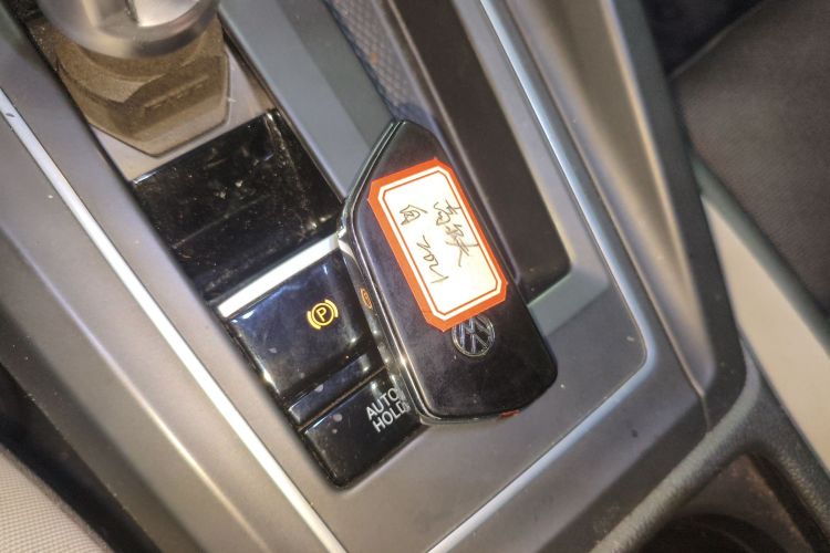 Volkswagen Golf 2022 صورة سيارة #9