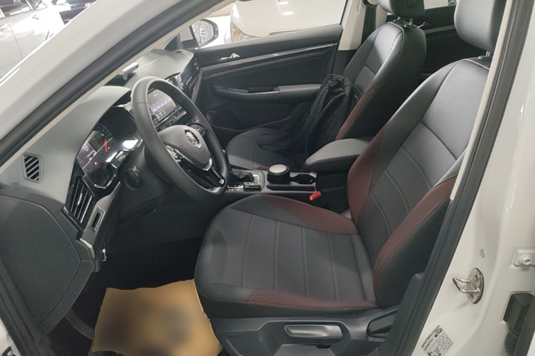 Volkswagen Bora 2020 car image #15